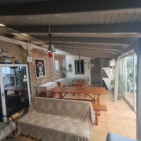 Dioskouros Hostel Athens Ngoại thất bức ảnh