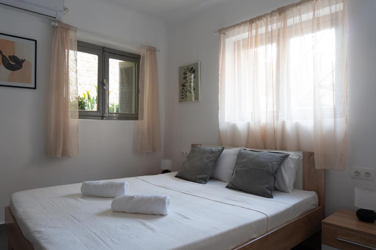 Dioskouros Hostel Athens Ngoại thất bức ảnh