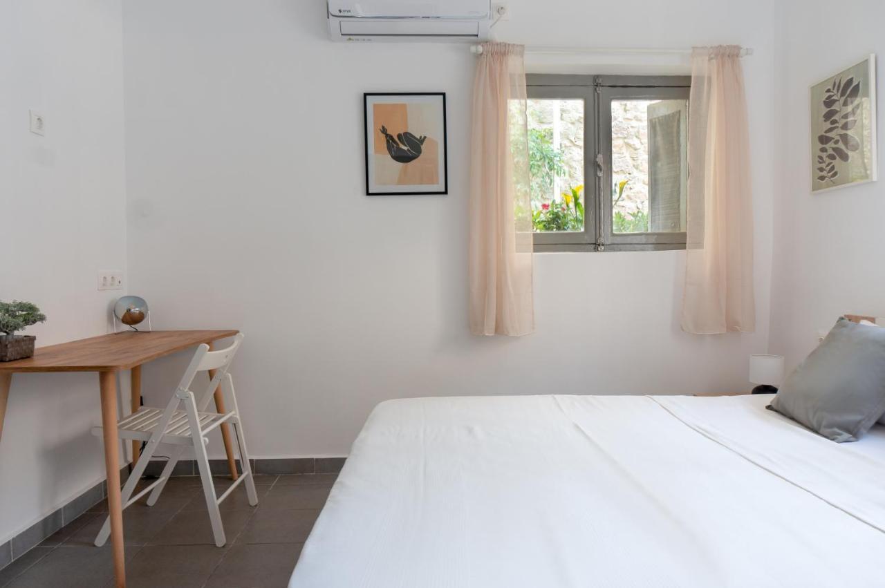 Dioskouros Hostel Athens Ngoại thất bức ảnh