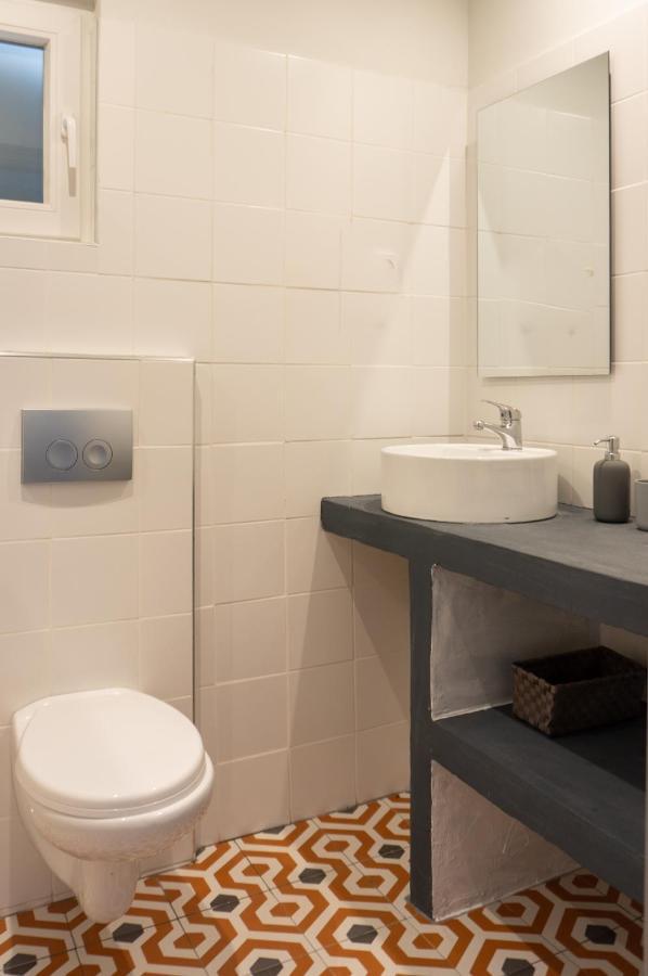 Dioskouros Hostel Athens Ngoại thất bức ảnh