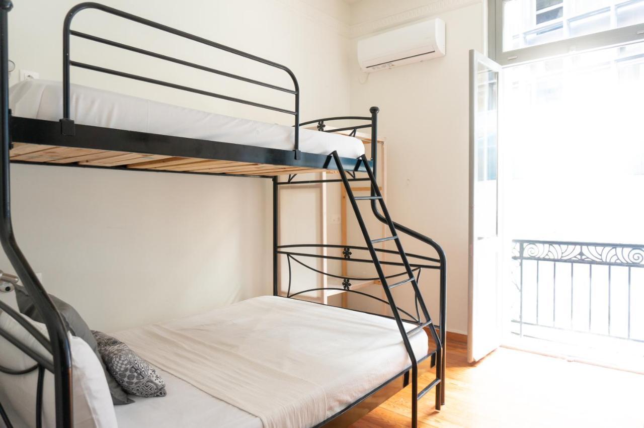 Dioskouros Hostel Athens Ngoại thất bức ảnh