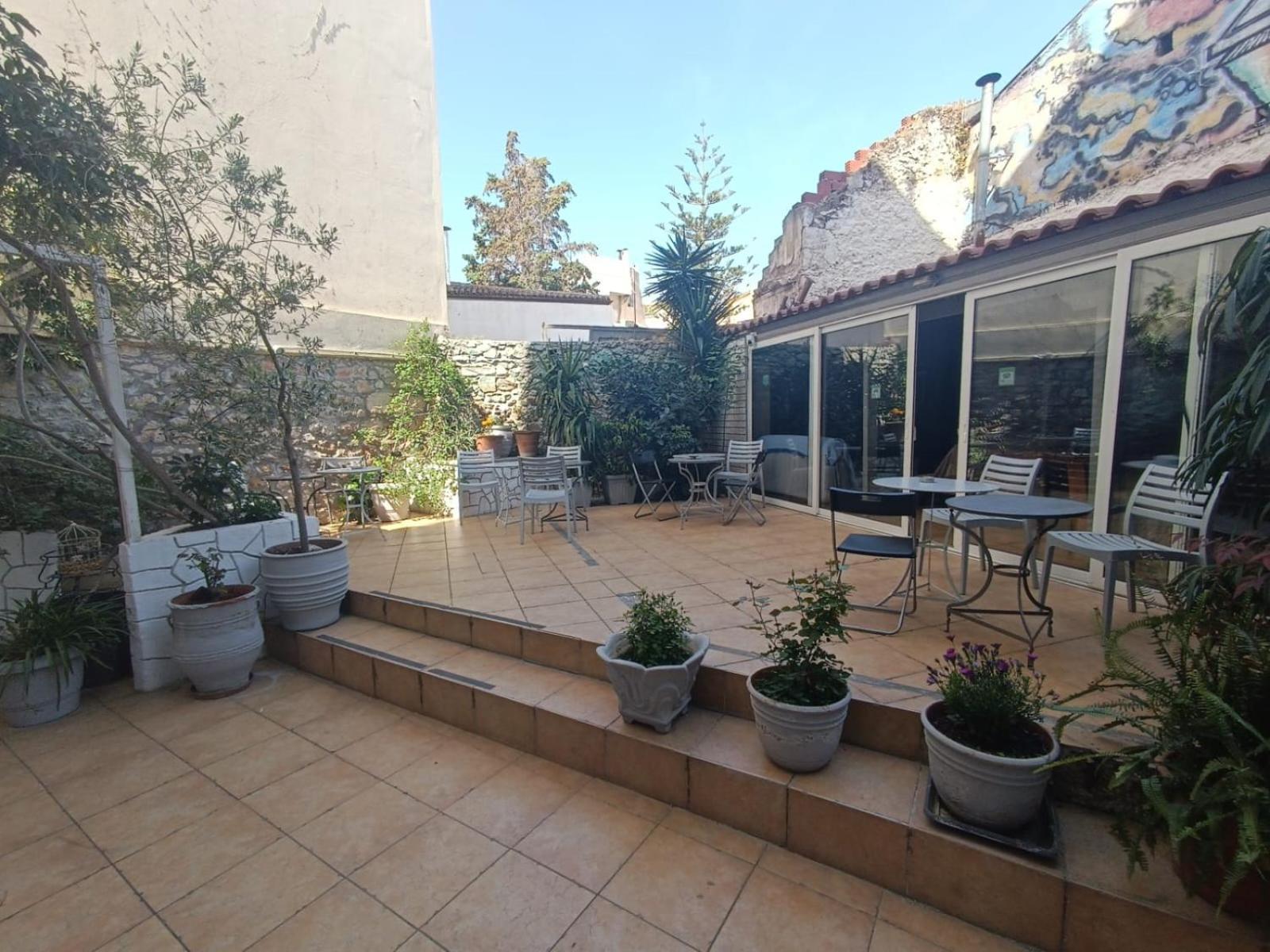 Dioskouros Hostel Athens Ngoại thất bức ảnh