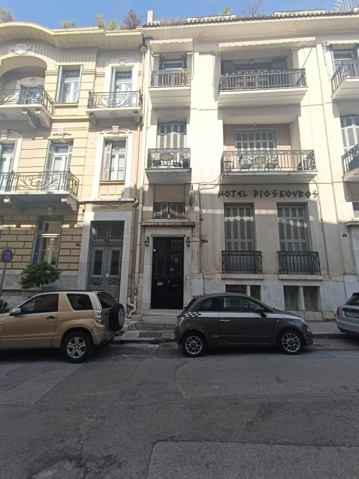 Dioskouros Hostel Athens Ngoại thất bức ảnh