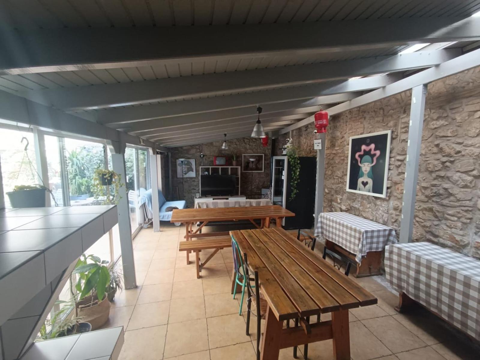 Dioskouros Hostel Athens Ngoại thất bức ảnh