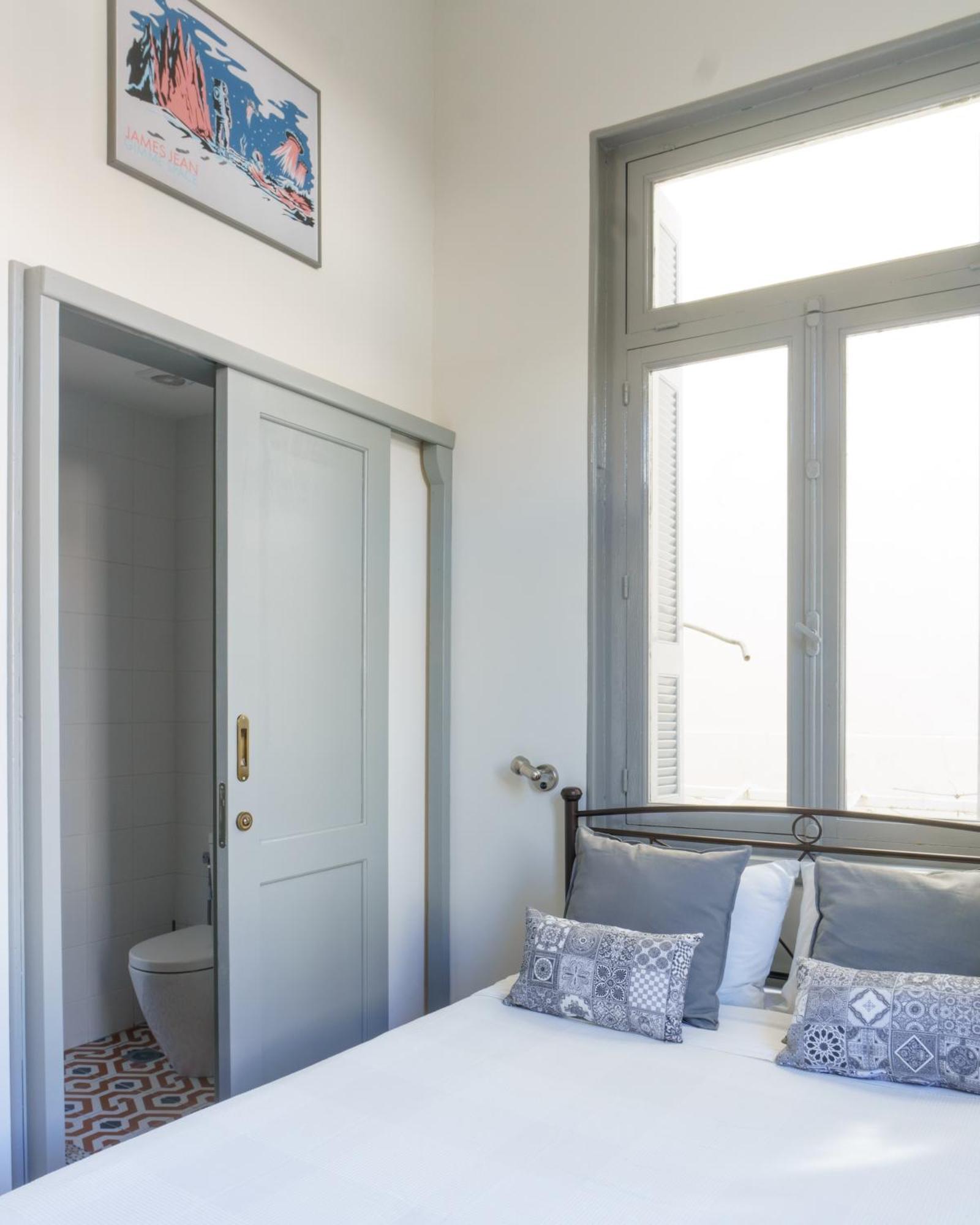 Dioskouros Hostel Athens Ngoại thất bức ảnh