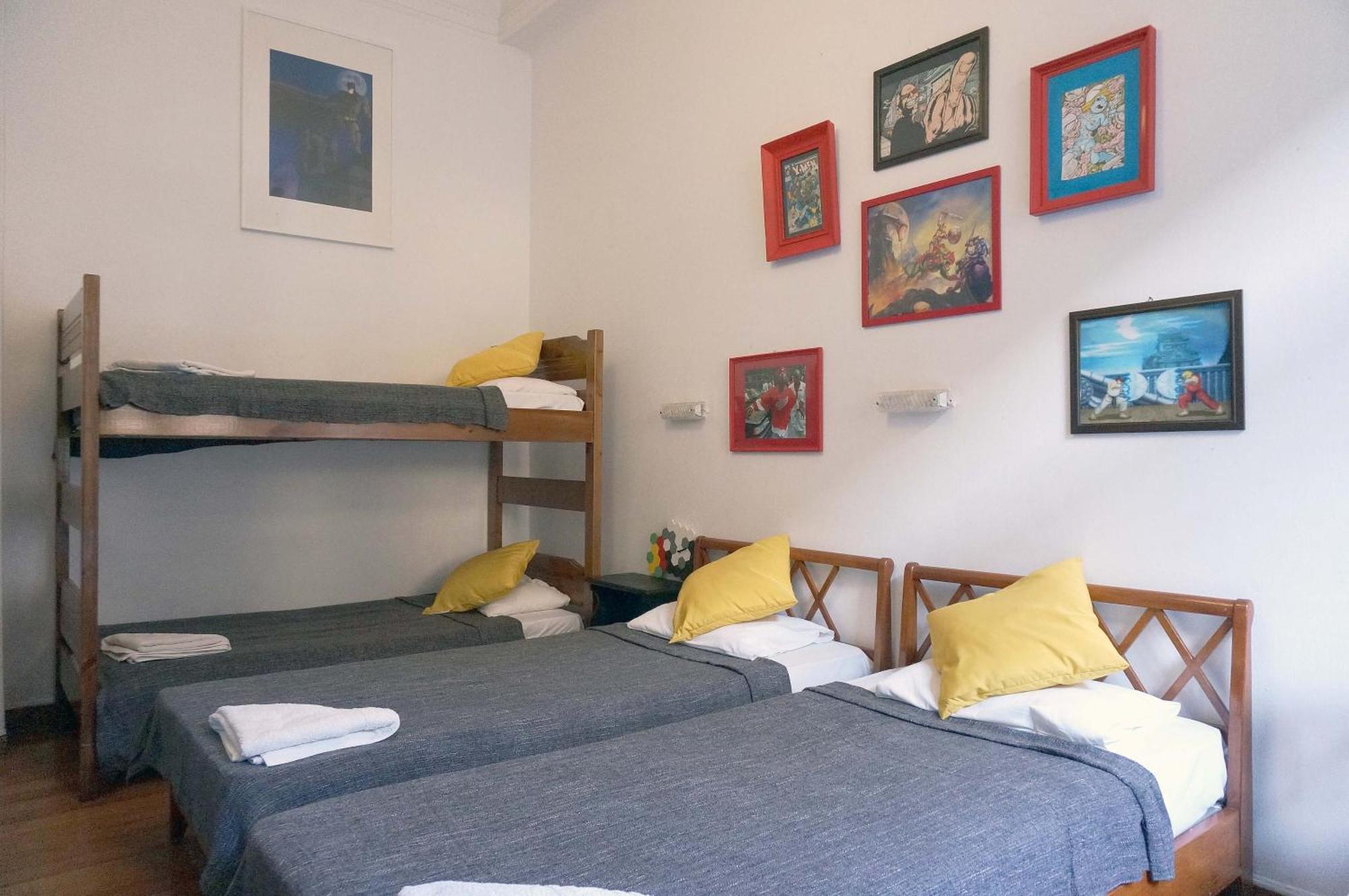 Dioskouros Hostel Athens Ngoại thất bức ảnh